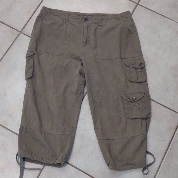 Ralph Lauren 16 Khaki Green Cargo Capris - Picture 6 of 9